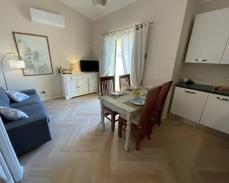 Ampio Bilocale Con Terrazzo Nel Al Mare